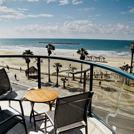 Ocean Front Apartments First Line To The Beach Tel Aviv Exterior foto