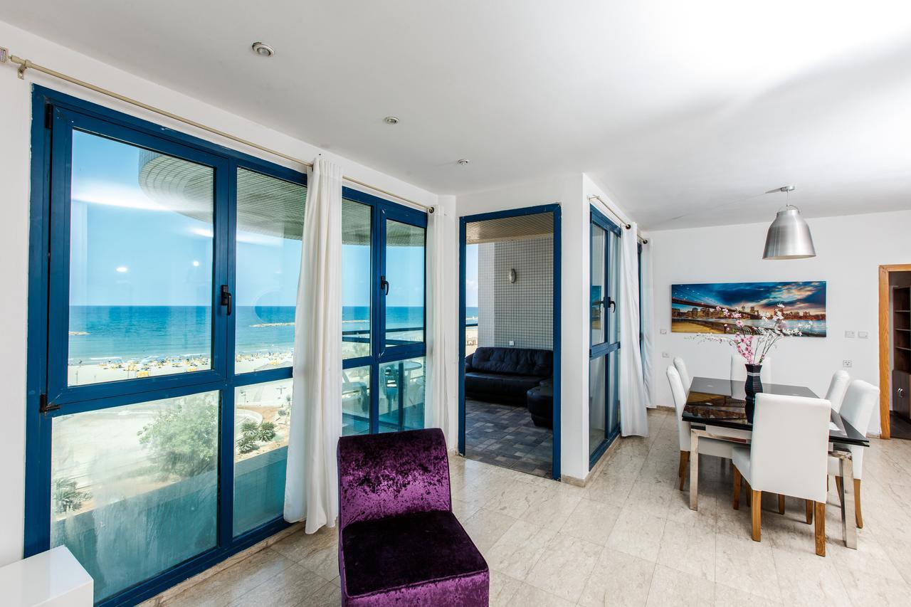Ocean Front Apartments First Line To The Beach Tel Aviv Exterior foto