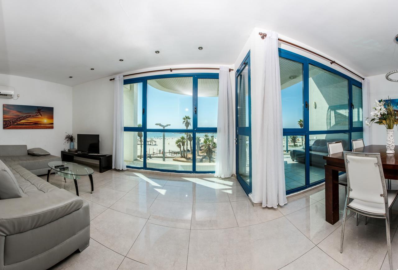 Ocean Front Apartments First Line To The Beach Tel Aviv Exterior foto