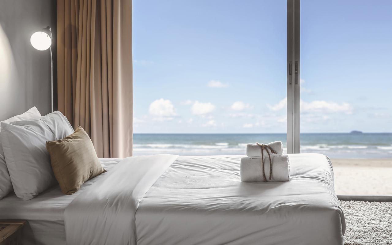 Ocean Front Apartments First Line To The Beach Tel Aviv Exterior foto